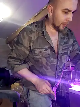 Foxyshaved online show from 17, 3, 2025