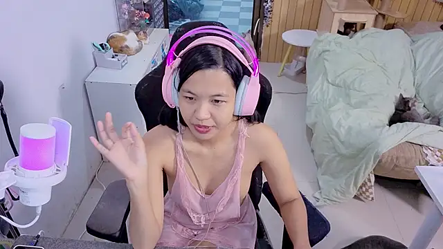 Kana G online show from 13, 11, 2025