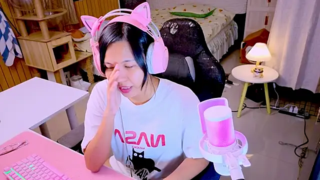 Kana G online show from 4, 4, 2026