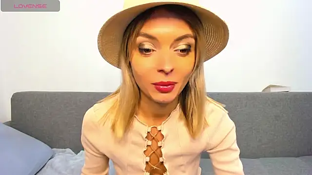  ellen meow  online show from 31, 10, 2025