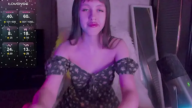 Snapshot of Sofagreen_ chatting on 19, 12, 2025 Sofagreen online show from 19, 12, 2025