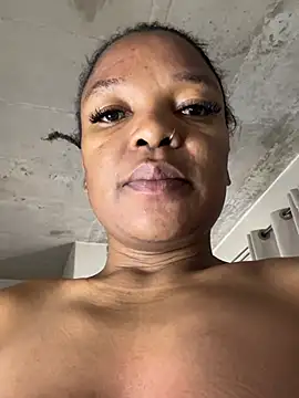 Snapshot of slimcateee chatting on 11, 7, 2026 slimcateee online show from 11, 7, 2026
