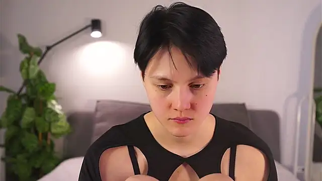 MaryCoopeer online show from 2, 3, 2025