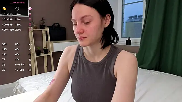 MaryCoopeer online show from 4, 11, 2025