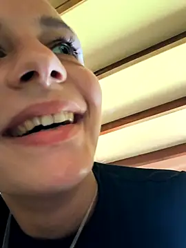 emma4xxx online show from 25, 2, 2025