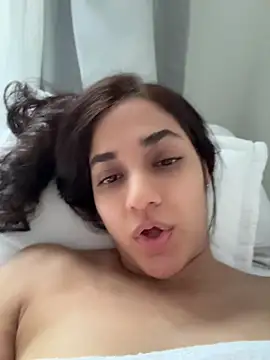 CuteeRose online show from 17, 6, 2026