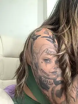 Snapshot of Rose_Gang chatting on 15, 12, 2024 Rose Gang online show from 15, 12, 2024