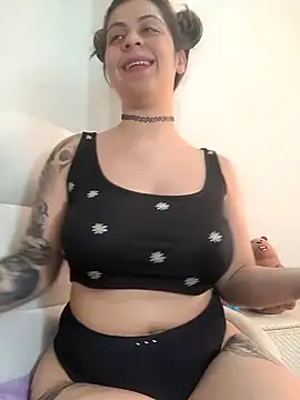 Snapshot of Rose_Gang chatting on 14, 1, 2025 Rose Gang online show from 14, 1, 2025