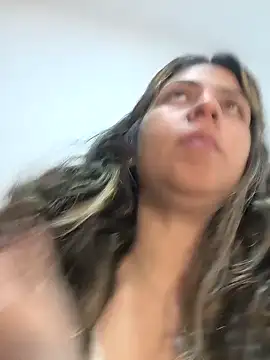 Snapshot of Rose_Gang chatting on 7, 2, 2025 Rose Gang online show from 7, 2, 2025