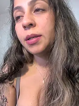 Snapshot of Rose_Gang chatting on 19, 2, 2025 Rose Gang online show from 19, 2, 2025