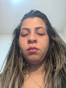 Snapshot of Rose_Gang chatting on 23, 2, 2025 Rose Gang online show from 23, 2, 2025