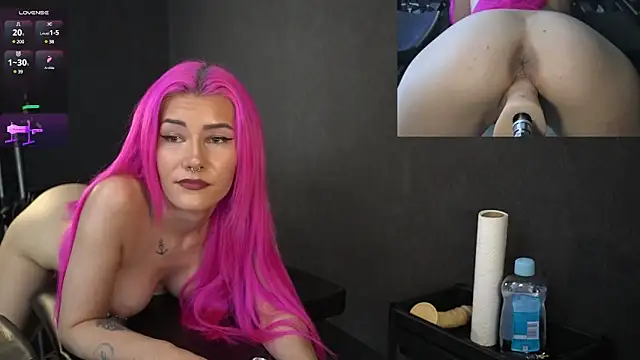 Snapshot of ClaraStylezZ chatting on 5, 1, 2025 ClaraStylezZ online show from 5, 1, 2025