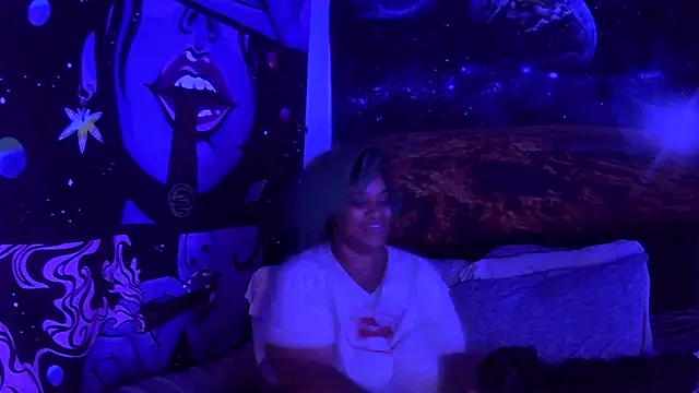 Snapshot of AutumnHart chatting on 12, 1, 2025 AutumnHart online show from 12, 1, 2025