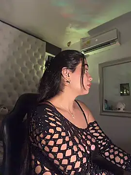 ZarahEvans online show from 30, 6, 2026