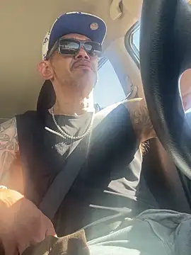 RoodoggXL online show from 2, 2, 2025