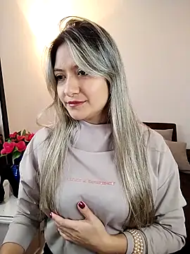 valeriahunter1 online show from 12, 10, 2025