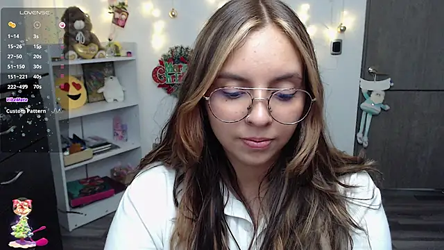 Snapshot of Valery7rose_ chatting on 4, 12, 2024 Valery7rose online show from 4, 12, 2024