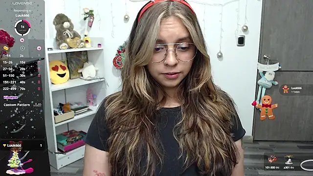 Snapshot of Valery7rose_ chatting on 22, 12, 2024 Valery7rose online show from 22, 12, 2024