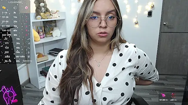 Snapshot of Valery7rose_ chatting on 30, 1, 2025 Valery7rose online show from 30, 1, 2025