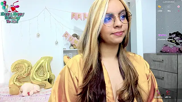 Snapshot of Valery7rose_ chatting on 20, 2, 2025 Valery7rose online show from 20, 2, 2025