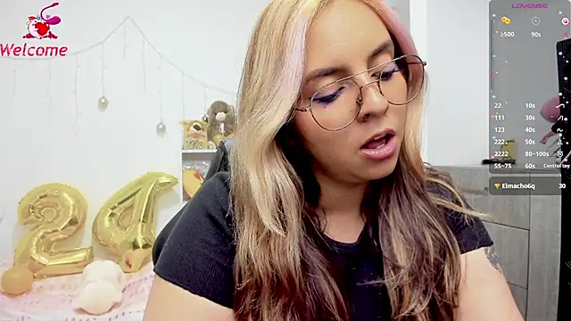 Snapshot of Valery7rose_ chatting on 2, 3, 2025 Valery7rose online show from 2, 3, 2025