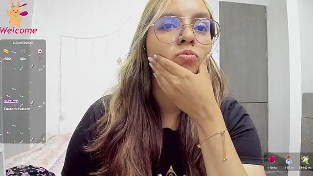 Snapshot of Valery7rose_ chatting on 18, 3, 2025 Valery7rose online show from 18, 3, 2025