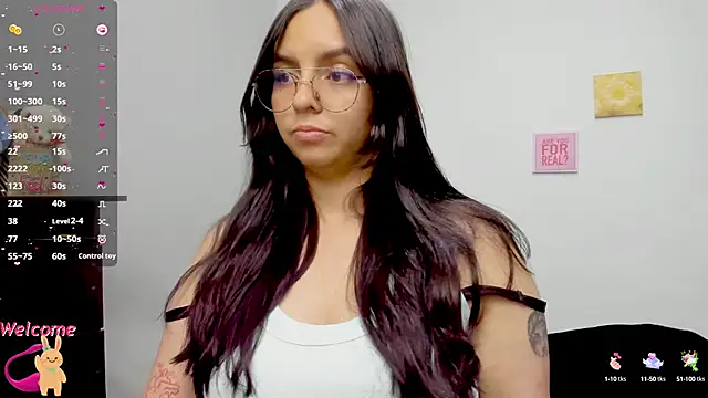 Snapshot of Valery7rose_ chatting on 11, 9, 2025 Valery7rose online show from 11, 9, 2025