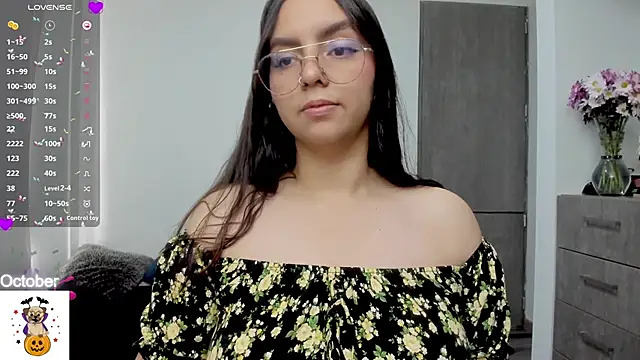 Snapshot of Valery7rose_ chatting on 17, 10, 2025 Valery7rose online show from 17, 10, 2025