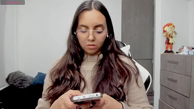 Snapshot of Valery7rose_ chatting on 2, 11, 2025 Valery7rose online show from 2, 11, 2025