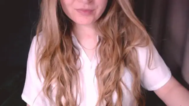 Snapshot of fiona_cute_2 chatting on 27, 4, 2026 fiona cute 2 online show from 27, 4, 2026