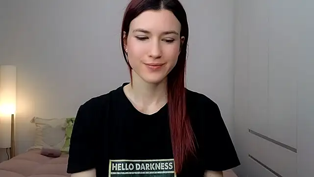 Snapshot of AliciaNewell chatting on 30, 11, 2025 AliciaNewell online show from 30, 11, 2025