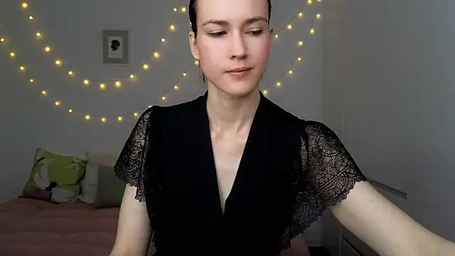 AliciaNewell online show from 3, 7, 2026