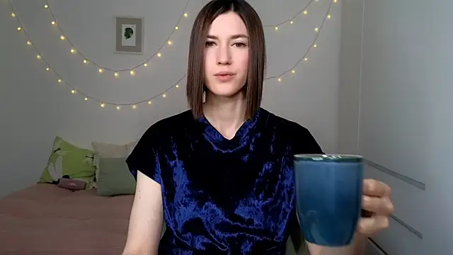 AliciaNewell online show from 14, 7, 2026