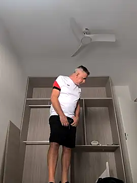 parejamlga58 online show from 2, 10, 2025