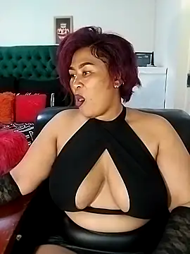 Snapshot of KINKYTEE20 chatting on 27, 11, 2025 KINKYTEE20 online show from 27, 11, 2025