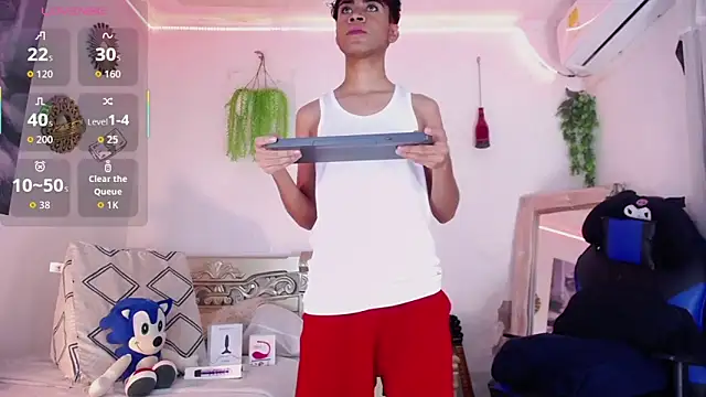 huge armound online show from 20, 11, 2025