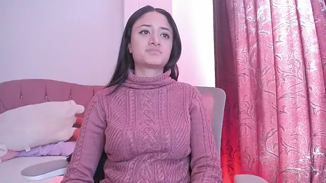 Snapshot of _Caroliinee_ chatting on 23, 11, 2025 Caroliinee online show from 23, 11, 2025