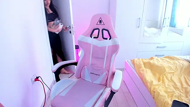 KaylaLaine online show from 19, 3, 2025