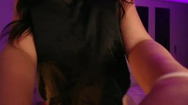 KaylaLaine online show from 6, 10, 2025