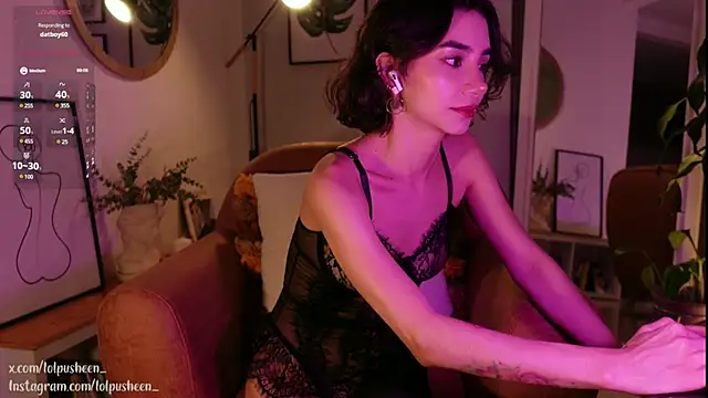 JulietteDee online show from 3, 2, 2025