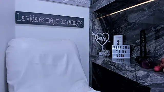 miss danika online show from 6, 2, 2025