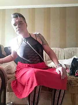 Snapshot of DjiniCD chatting on 11, 2, 2025 DjiniCD online show from 11, 2, 2025