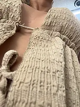 LikaCat online show from 1, 4, 2026