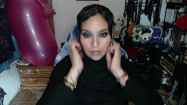 Snapshot of kureiji_hentaii chatting on 26, 6, 2026 kureiji hentaii online show from 26, 6, 2026