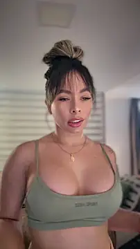 Alison Diaz17 online show from 13, 4, 2026