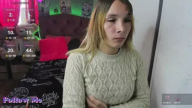 Snapshot of Tiffany_bunny2023 chatting on 25, 9, 2025 Tiffany bunny2023 online show from 25, 9, 2025