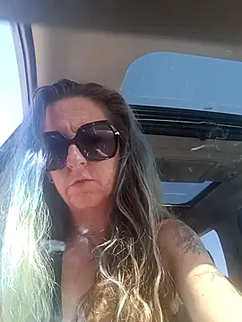 Snapshot of DanyThrash chatting on 13, 3, 2025 DanyThrash online show from 13, 3, 2025