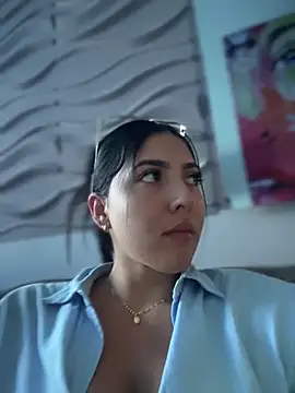 Snapshot of MarianaBenz chatting on 27, 2, 2025 MarianaBenz online show from 27, 2, 2025