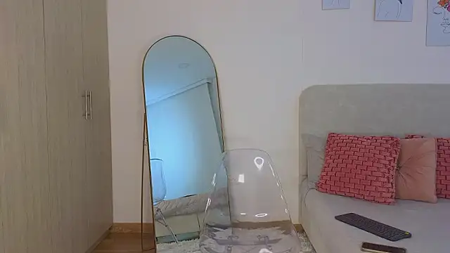 KristennBlue online show from 21, 2, 2026