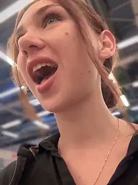 QuitieLia online show from 21, 9, 2025